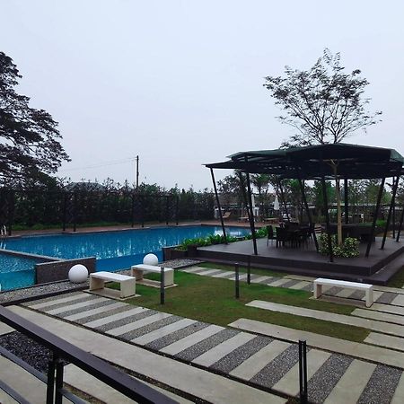 Apartamento de 88 m2 com 2 quarto Ipoh Exterior foto